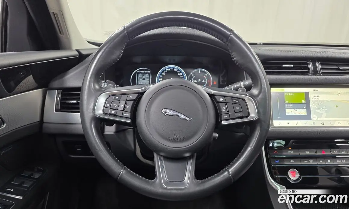 Jaguar XF 2018 2.0 автомат (гидро), фото 19 Jaguar XF 2018 2.0 автомат (гидро), фото 19
