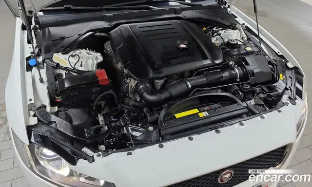 Jaguar XF 2018 2.0 автомат (гидро), миниатюра 6 Jaguar XF 2018 2.0 автомат (гидро), миниатюра 6