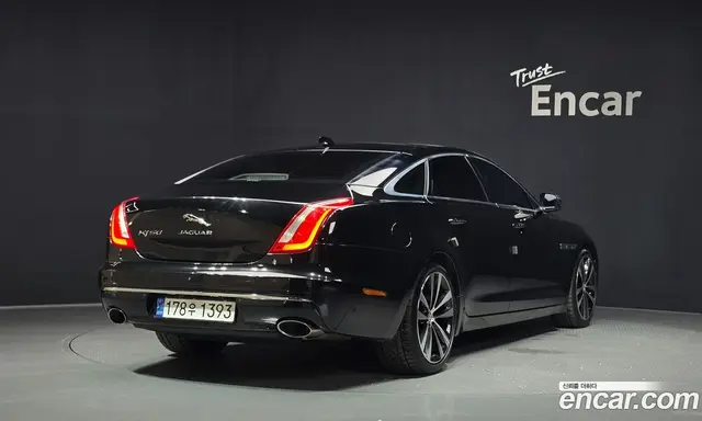 Jaguar XJ 2019 3.0 автомат (гидро), миниатюра 2 Jaguar XJ 2019 3.0 автомат (гидро), миниатюра 2