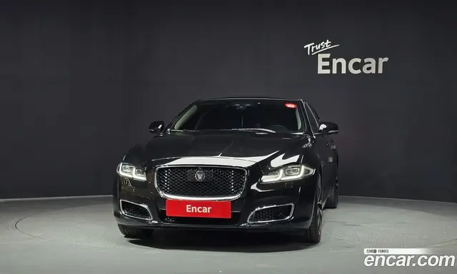 Jaguar XJ 2019 3.0 автомат (гидро), миниатюра 3 Jaguar XJ 2019 3.0 автомат (гидро), миниатюра 3