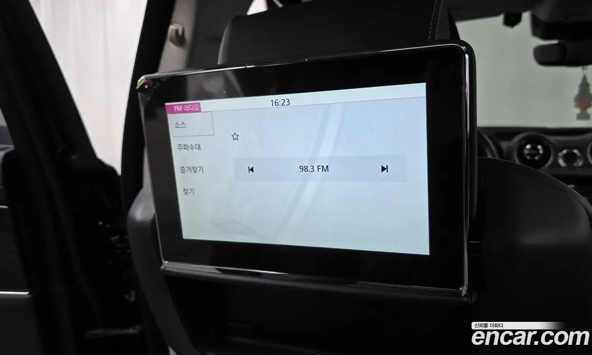 Jaguar XJ 2019 3.0 автомат (гидро), фото 27 Jaguar XJ 2019 3.0 автомат (гидро), фото 27