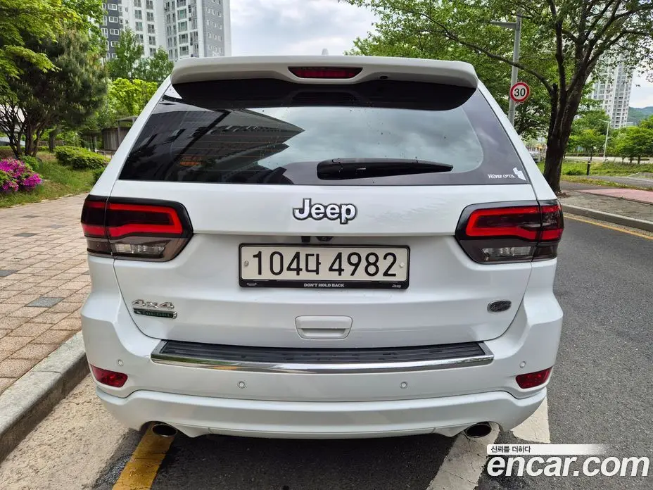 Jeep Cherokee 2015 3.0 автомат (гидро), фото 5 Jeep Cherokee 2015 3.0 автомат (гидро), фото 5