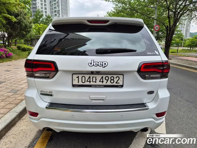 Jeep Cherokee 2015 3.0 автомат (гидро), миниатюра 5 Jeep Cherokee 2015 3.0 автомат (гидро), миниатюра 5