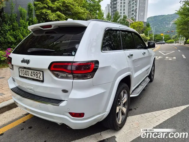 Jeep Cherokee 2015 3.0 автомат (гидро), миниатюра 6 Jeep Cherokee 2015 3.0 автомат (гидро), миниатюра 6