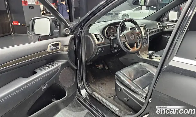 Jeep Cherokee 2015 3.0 автомат (гидро), миниатюра 10 Jeep Cherokee 2015 3.0 автомат (гидро), миниатюра 10