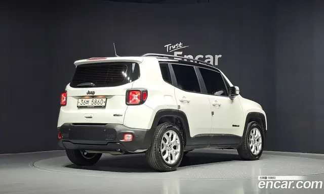 Jeep Renegade 2018 2.4 автомат (гидро), миниатюра 2 Jeep Renegade 2018 2.4 автомат (гидро), миниатюра 2