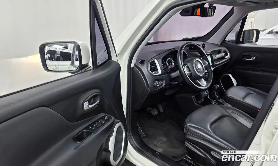 Jeep Renegade 2018 2.4 автомат (гидро), фото 13 Jeep Renegade 2018 2.4 автомат (гидро), фото 13