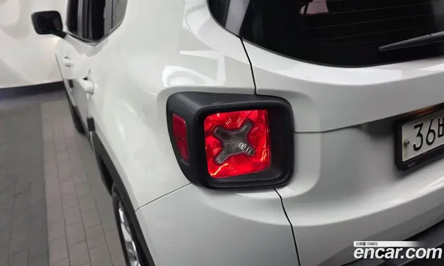 Jeep Renegade 2018 2.4 автомат (гидро), миниатюра 9 Jeep Renegade 2018 2.4 автомат (гидро), миниатюра 9