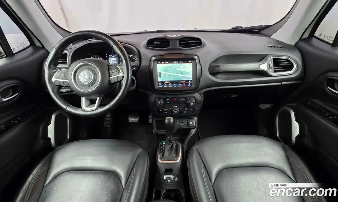 Jeep Renegade 2018 2.4 автомат (гидро), фото 10 Jeep Renegade 2018 2.4 автомат (гидро), фото 10