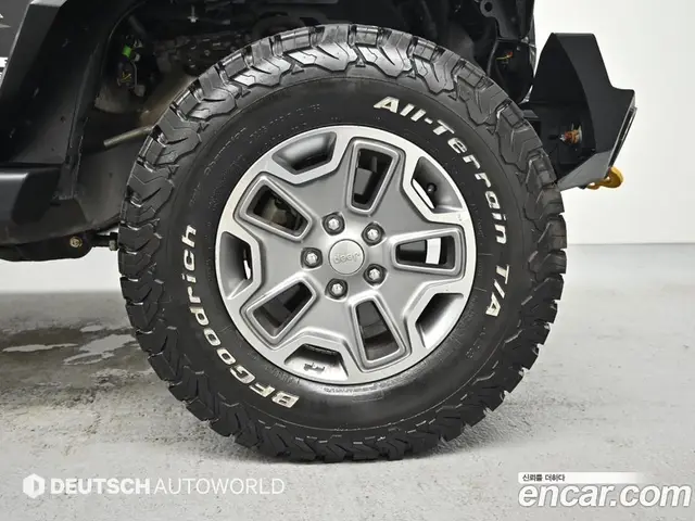 Jeep Wrangler 2016 3.6 автомат (гидро), миниатюра 5 Jeep Wrangler 2016 3.6 автомат (гидро), миниатюра 5
