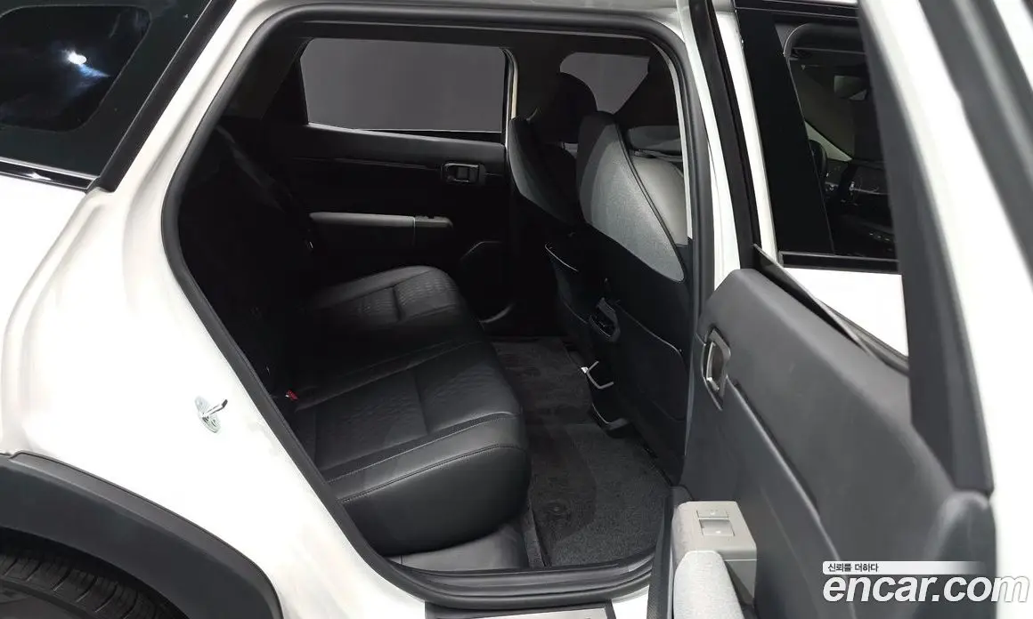Kia EV4 2025 0.2 автомат (гидро), фото 12 Kia EV4 2025 0.2 автомат (гидро), фото 12