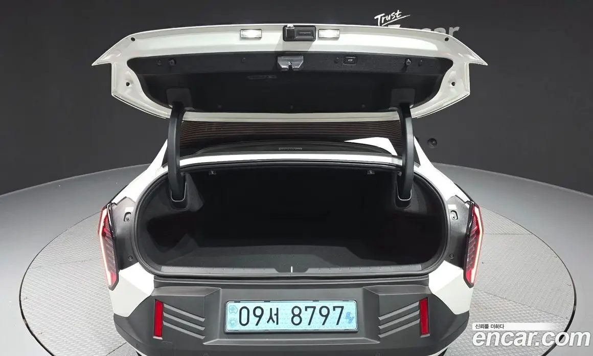 Kia EV4 2025 0.2 автомат (гидро), фото 20 Kia EV4 2025 0.2 автомат (гидро), фото 20