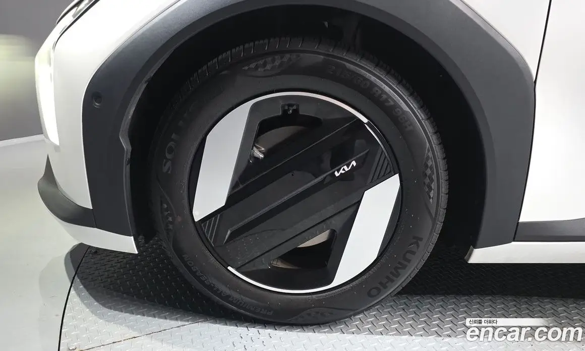 Kia EV4 2025 0.2 автомат (гидро), фото 5 Kia EV4 2025 0.2 автомат (гидро), фото 5