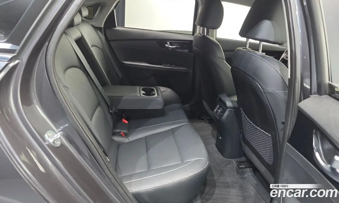 Kia K3 2022 1.6 автомат (гидро), фото 17 Kia K3 2022 1.6 автомат (гидро), фото 17