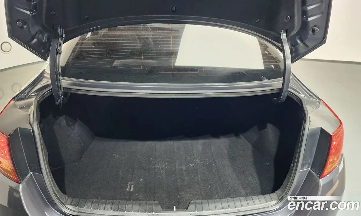Kia K5 (Optima) 2011 2.0 автомат (гидро), фото 20 Kia K5 (Optima) 2011 2.0 автомат (гидро), фото 20