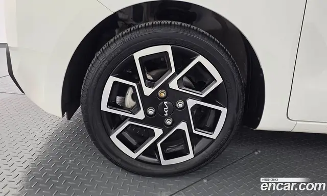 Kia Ray 2023 1.0 автомат (гидро), миниатюра 4 Kia Ray 2023 1.0 автомат (гидро), миниатюра 4