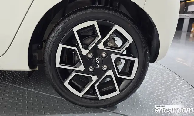 Kia Ray 2023 1.0 автомат (гидро), миниатюра 6 Kia Ray 2023 1.0 автомат (гидро), миниатюра 6