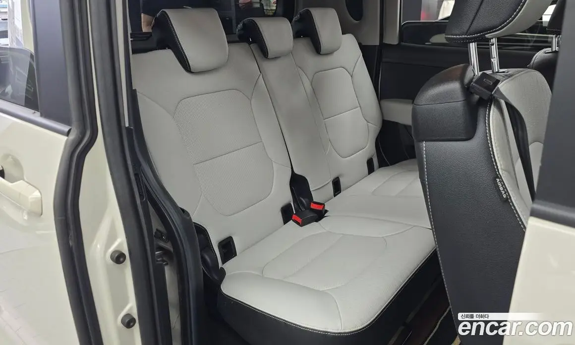 Kia Ray 2024 1.0 автомат (гидро), фото 12 Kia Ray 2024 1.0 автомат (гидро), фото 12