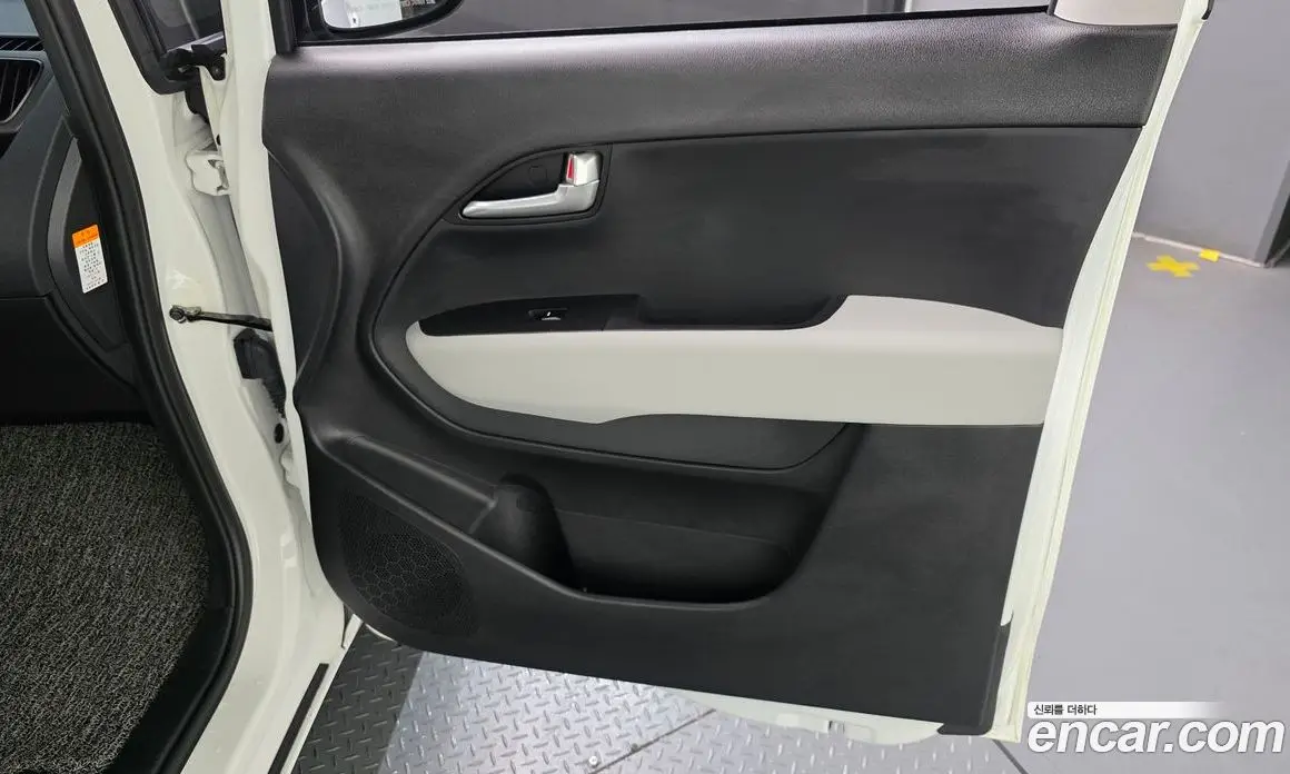 Kia Ray 2025 0.1 автомат (гидро), фото 15