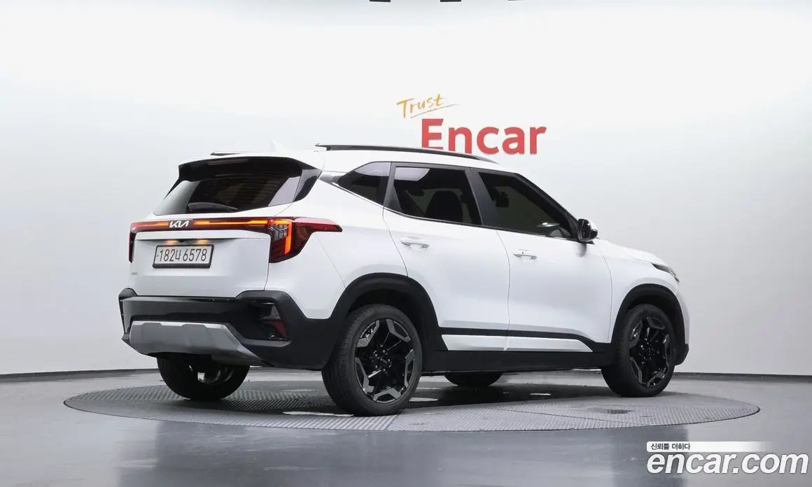 Kia Seltos 2022 1.6 автомат (гидро), фото 2 Kia Seltos 2022 1.6 автомат (гидро), фото 2