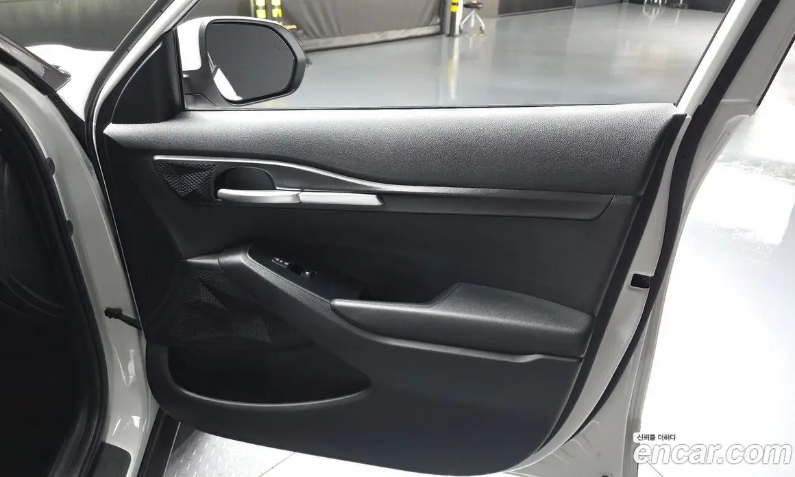 Kia Seltos 2025 2.0 автомат (гидро), фото 14 Kia Seltos 2025 2.0 автомат (гидро), фото 14