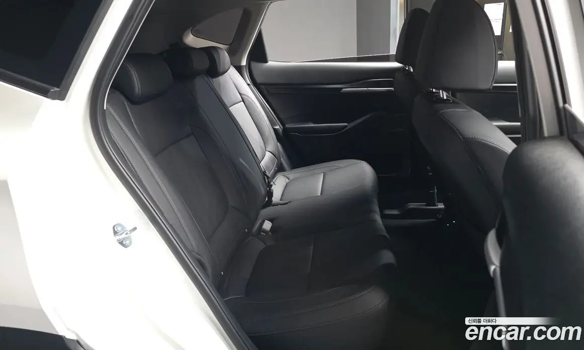 Kia Seltos 2025 2.0 автомат (гидро), фото 18 Kia Seltos 2025 2.0 автомат (гидро), фото 18