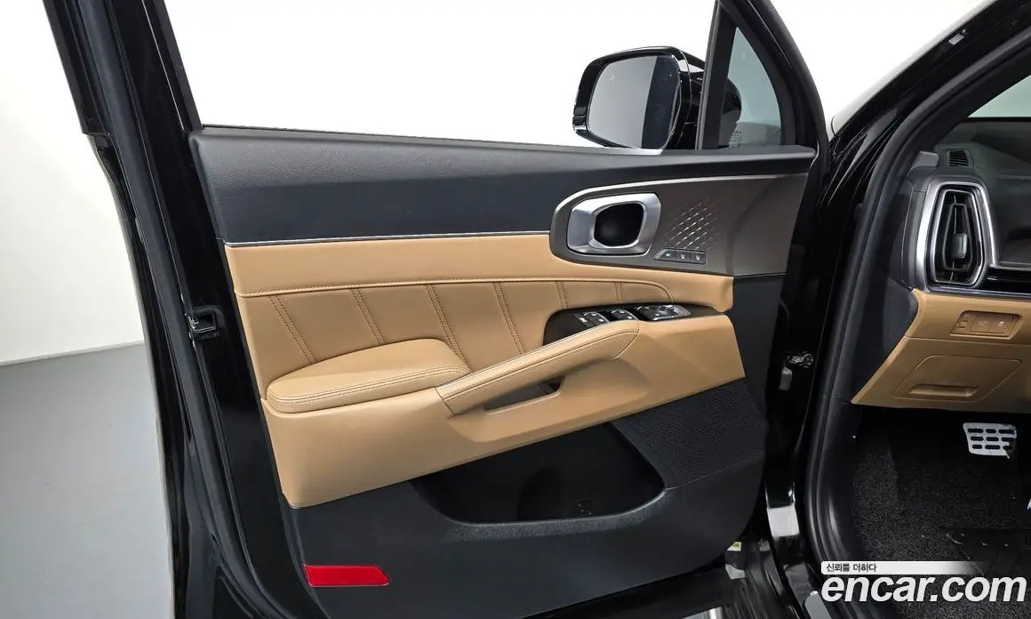 Kia Sorento 2024 1.6 автомат (гидро), фото 14 Kia Sorento 2024 1.6 автомат (гидро), фото 14