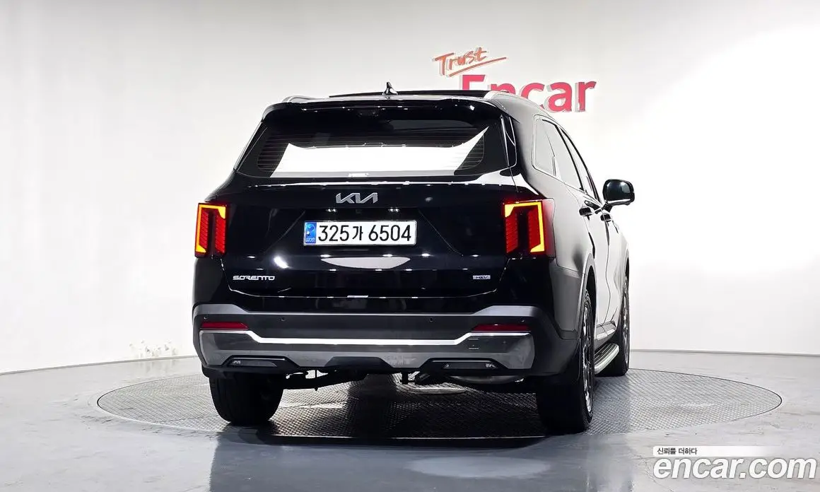 Kia Sorento 2024 1.6 автомат (гидро), фото 4 Kia Sorento 2024 1.6 автомат (гидро), фото 4