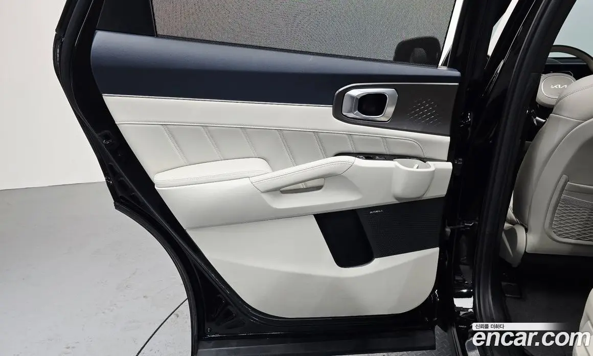 Kia Sorento 2024 1.6 автомат (гидро), фото 15 Kia Sorento 2024 1.6 автомат (гидро), фото 15