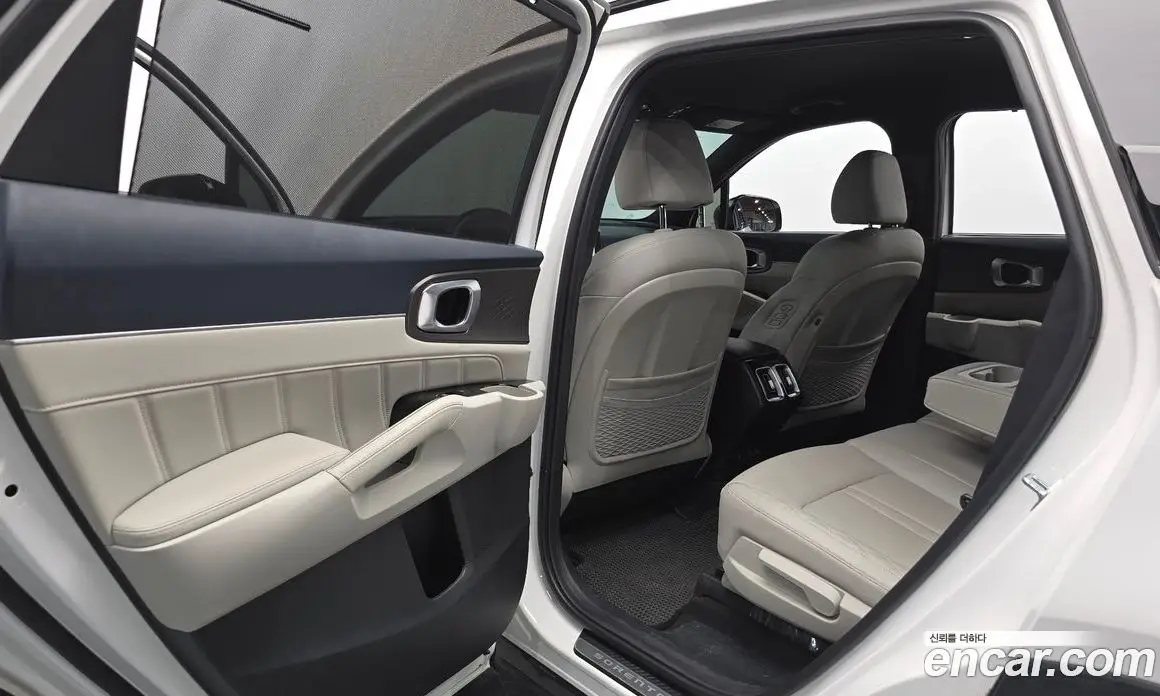 Kia Sorento 2024 1.6 автомат (гидро), фото 15 Kia Sorento 2024 1.6 автомат (гидро), фото 15