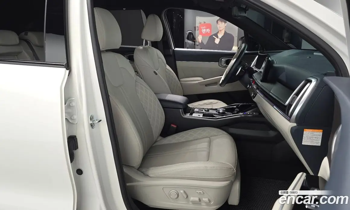 Kia Sorento 2024 1.6 автомат (гидро), фото 16 Kia Sorento 2024 1.6 автомат (гидро), фото 16