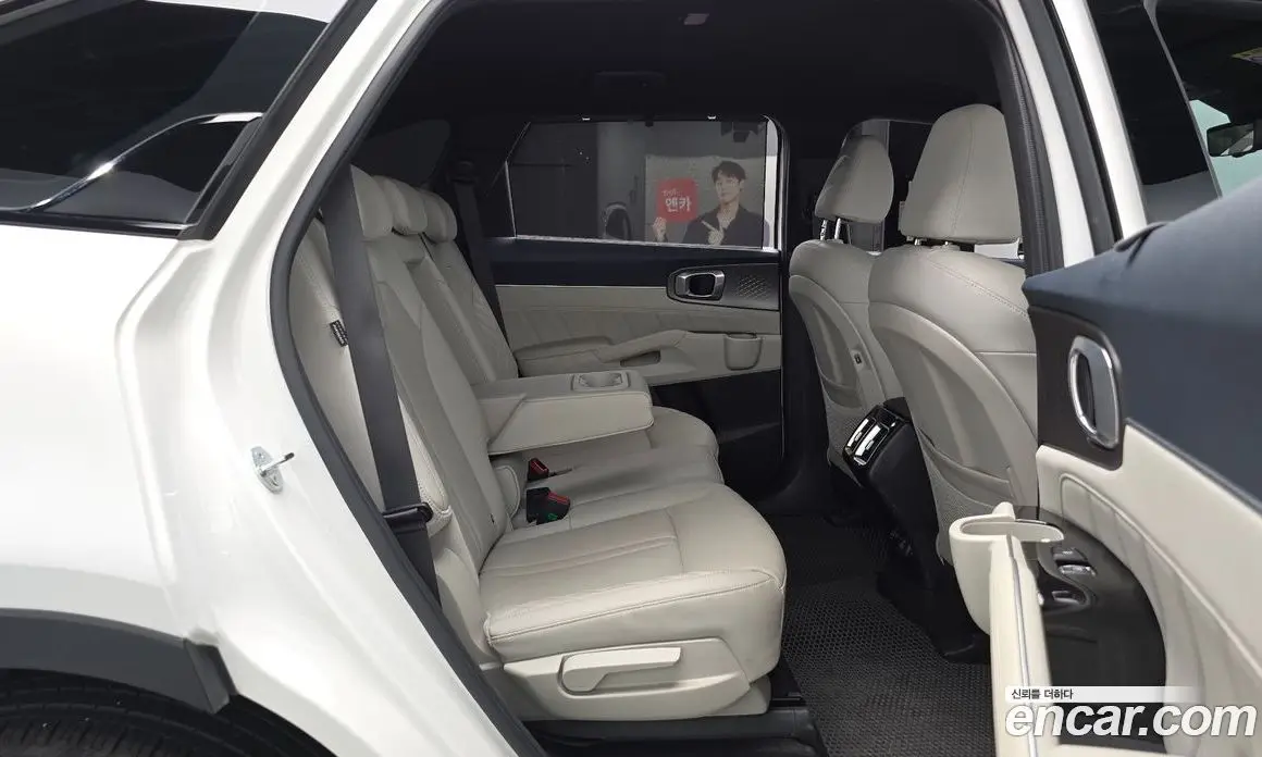 Kia Sorento 2024 1.6 автомат (гидро), фото 17 Kia Sorento 2024 1.6 автомат (гидро), фото 17