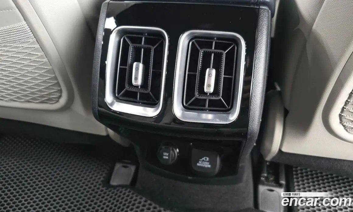 Kia Sorento 2024 1.6 автомат (гидро), фото 33 Kia Sorento 2024 1.6 автомат (гидро), фото 33