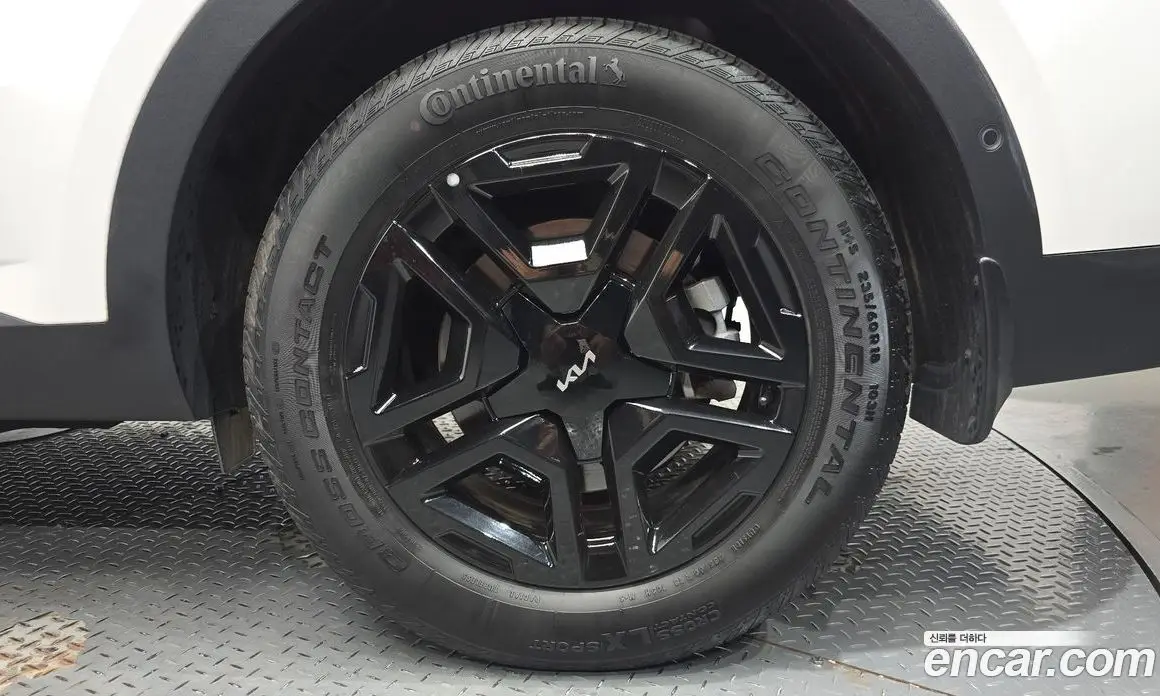 Kia Sorento 2024 1.6 автомат (гидро), фото 6 Kia Sorento 2024 1.6 автомат (гидро), фото 6