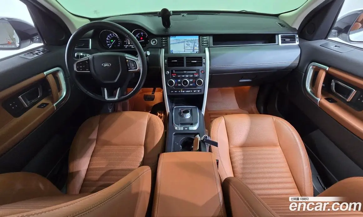 Land Rover Discovery Sport 2016 2.0 автомат (гидро), фото 7