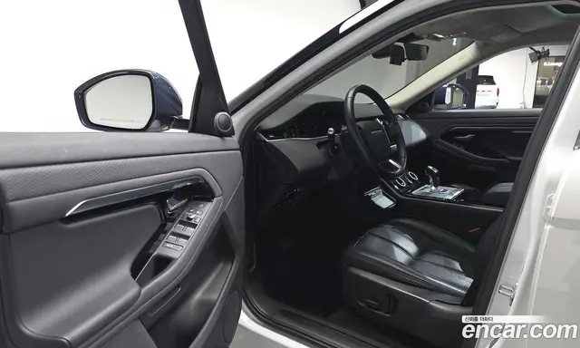 Land Rover Range Rover Evoque 2019 2.0 автомат (гидро), миниатюра 12