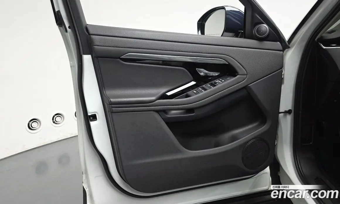 Land Rover Range Rover Evoque 2019 2.0 автомат (гидро), фото 13 Land Rover Range Rover Evoque 2019 2.0 автомат (гидро), фото 13