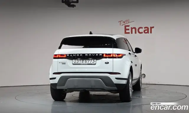 Land Rover Range Rover Evoque 2019 2.0 автомат (гидро), миниатюра 3 Land Rover Range Rover Evoque 2019 2.0 автомат (гидро), миниатюра 3