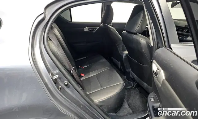Lexus CT200h 2013 1.8 автомат (гидро), миниатюра 11 Lexus CT200h 2013 1.8 автомат (гидро), миниатюра 11