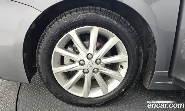 Lexus CT200h 2013 1.8 автомат (гидро), миниатюра 5 Lexus CT200h 2013 1.8 автомат (гидро), миниатюра 5