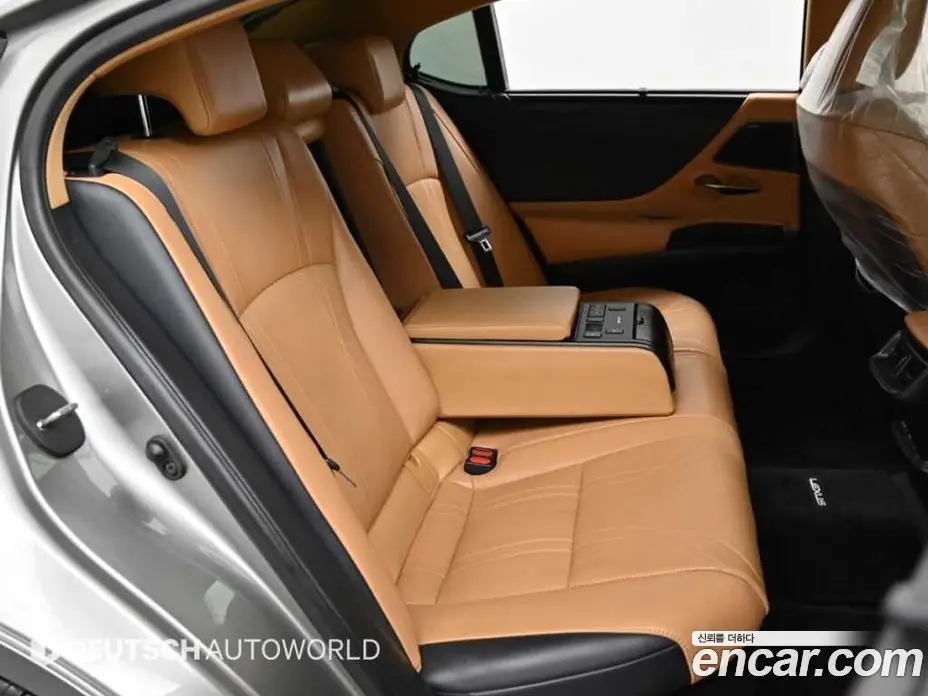 Lexus ES 2024 2.5 автомат (гидро), фото 12 Lexus ES 2024 2.5 автомат (гидро), фото 12