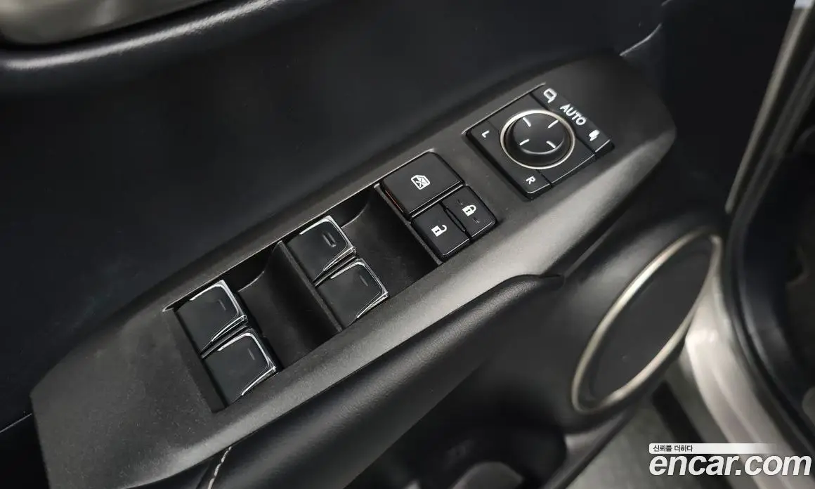 Lexus NX 2018 2.5 автомат (гидро), фото 26 Lexus NX 2018 2.5 автомат (гидро), фото 26