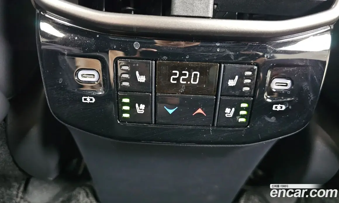Lexus RX 2025 2.5 автомат (гидро), фото 30 Lexus RX 2025 2.5 автомат (гидро), фото 30