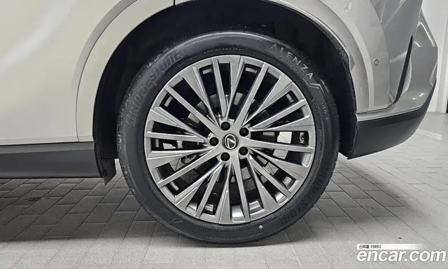 Lexus RX 2025 2.5 автомат (гидро), миниатюра 6 Lexus RX 2025 2.5 автомат (гидро), миниатюра 6