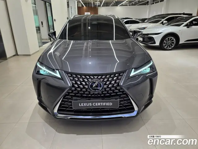 Lexus UX 2025 2.0 автомат (вариатор), миниатюра 3 Lexus UX 2025 2.0 автомат (вариатор), миниатюра 3