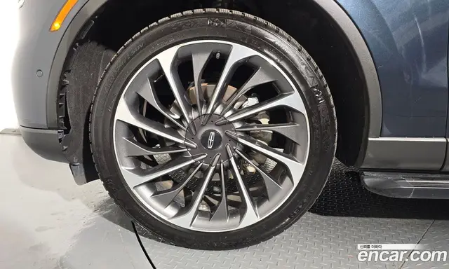 Lincoln Aviator 2023 3.0 автомат (гидро), миниатюра 5 Lincoln Aviator 2023 3.0 автомат (гидро), миниатюра 5