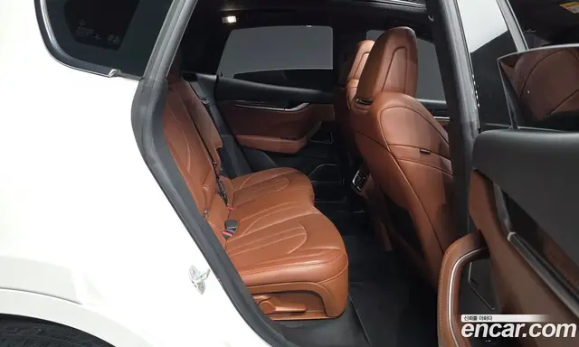 Maserati Levante 2018 3.0 автомат (гидро), миниатюра 12