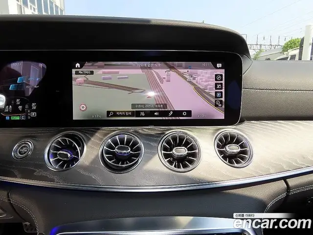 Mercedes-Benz AMG GT 2023 3.0 автомат (гидро), миниатюра 12