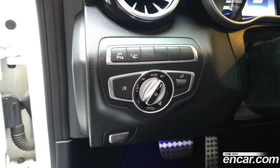 Mercedes-Benz C-Class 2016 2.0 автомат (гидро), фото 19 Mercedes-Benz C-Class 2016 2.0 автомат (гидро), фото 19