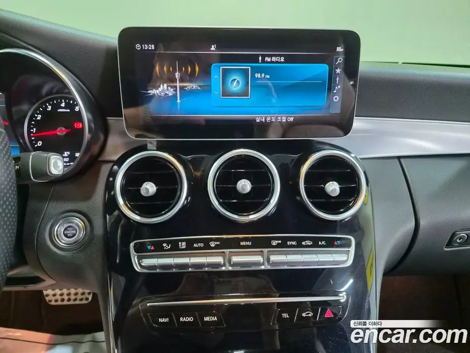 Mercedes-Benz C-Class 2019 2.0 автомат (гидро), фото 10 Mercedes-Benz C-Class 2019 2.0 автомат (гидро), фото 10